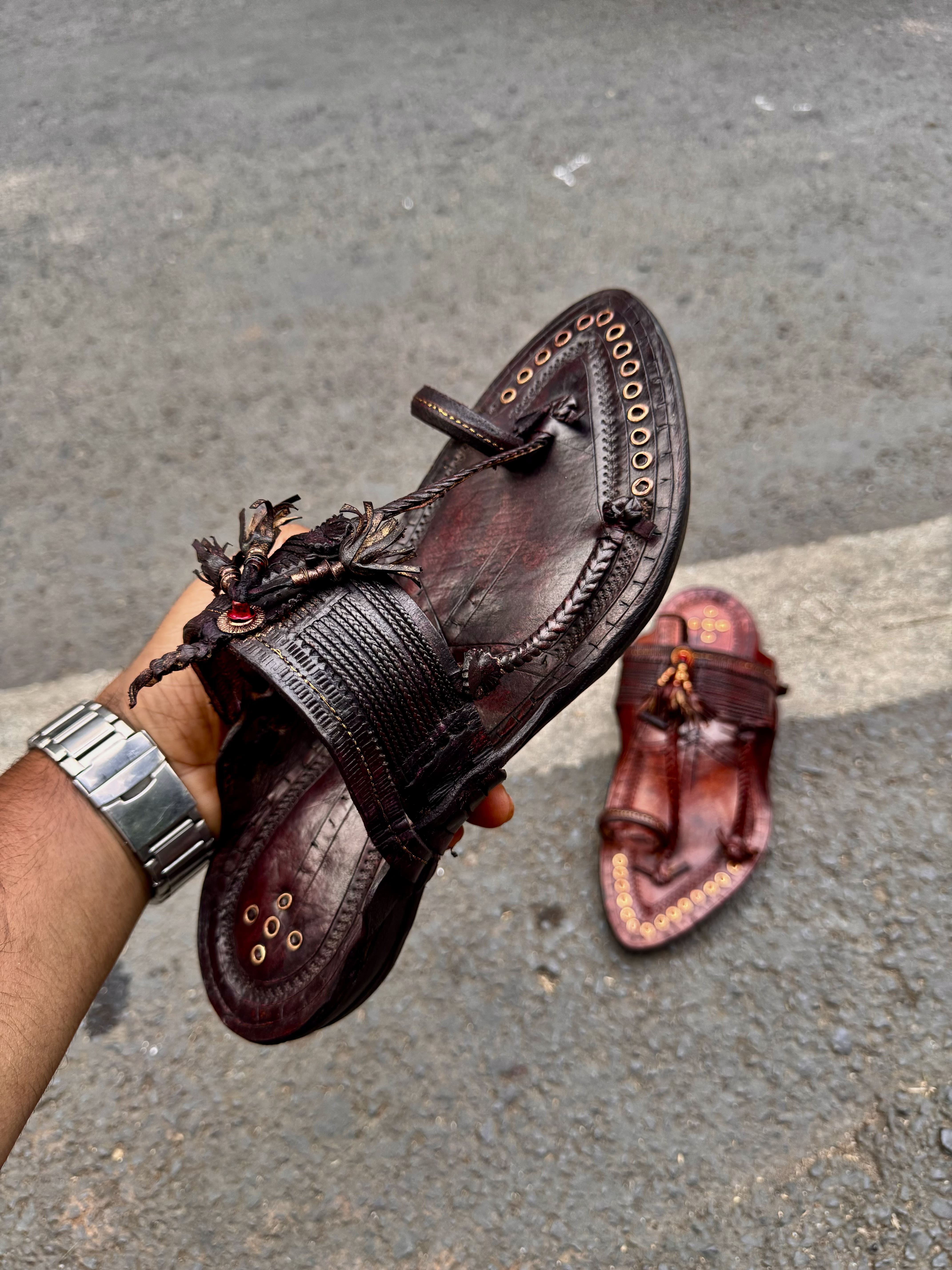 KHAS KAPSHI GONDA