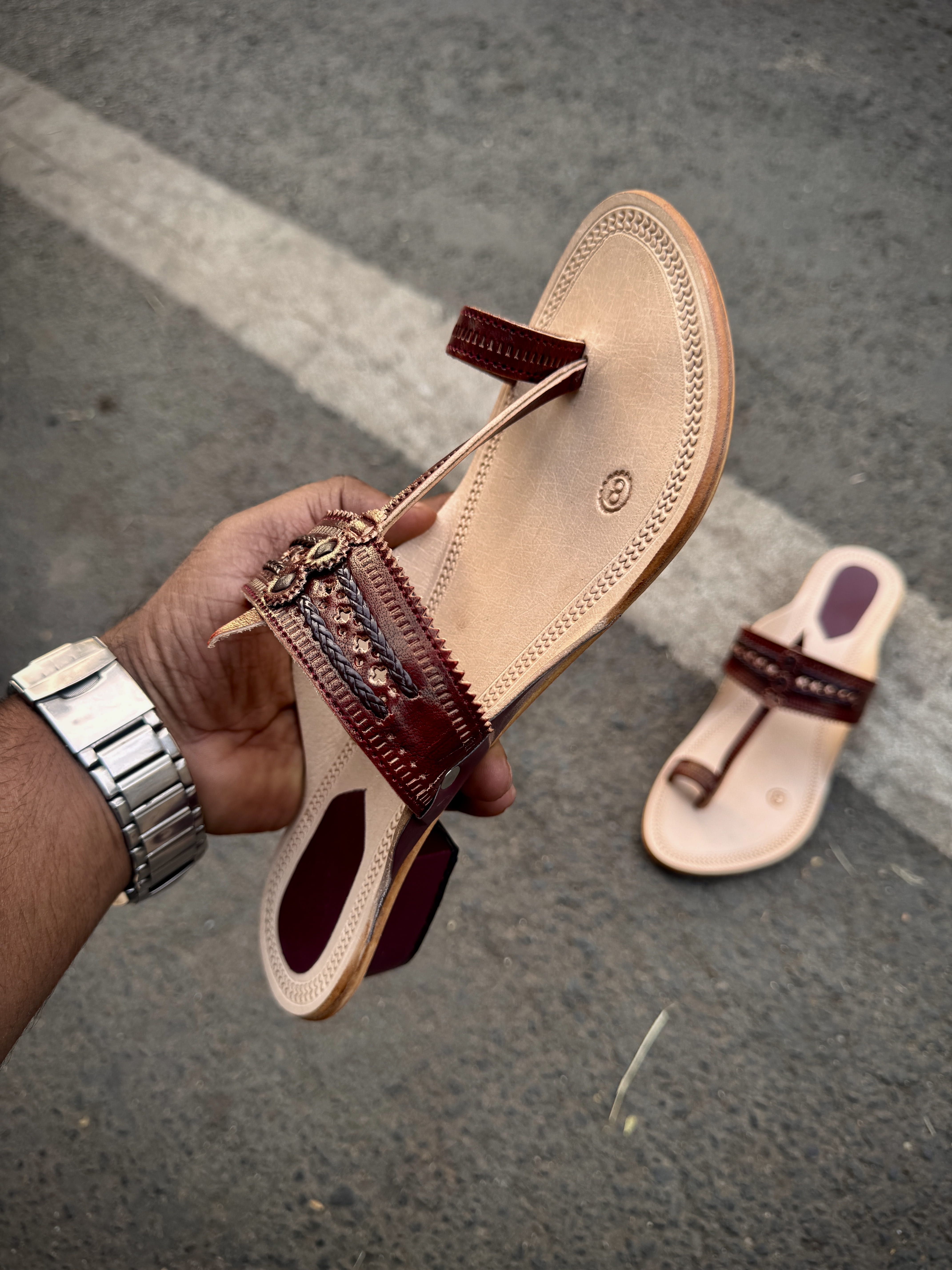 LADIES DERAPATTA  BROWN
